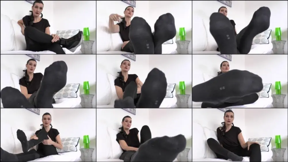 MyDirtyHobby — Lady_Victoria_Valente — Zur Strafe Schnüffelst Du Jetzt an Meinen Schwarzen Stinke… [HD 720p]