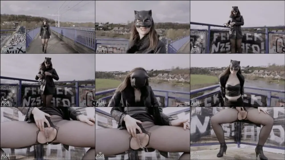 MyDirtyHobby — Wet-Wonder — Public Piss Parade #22 — Golden Rain auf der Brücke [FullHD 1080p]