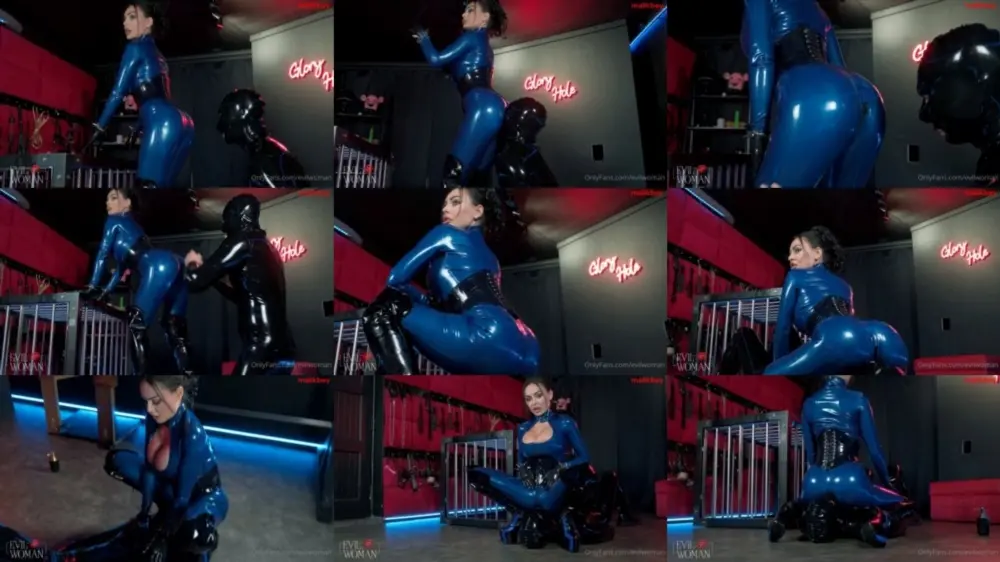Evil Woman — Facesitting in blue latex [FullHD 1920p]