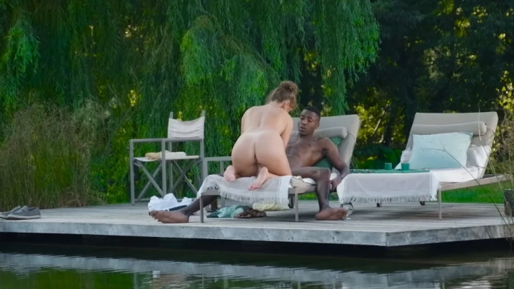 Sofi La One – Let’s Play