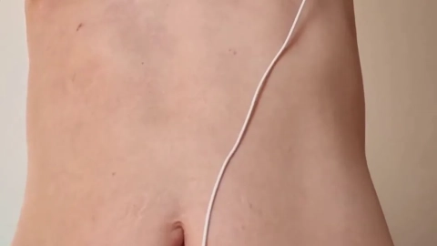 Lucysun30 – Elektrische Bestrafung mit Sklavin Anny Teil 2