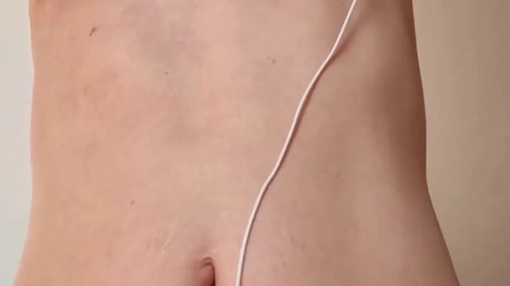 Lucysun30 – Elektrische Bestrafung mit Sklavin Anny Teil 2