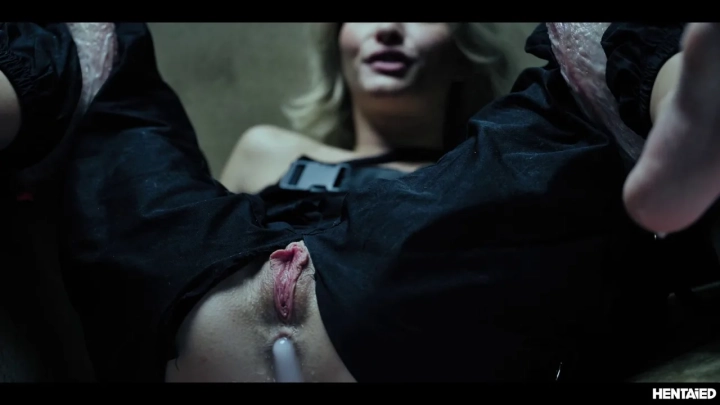 Emma Rosie – Boxed: Blonde Anal & Blowjob Scene