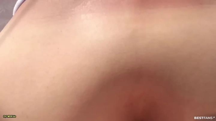 MellyBunnyLuder – Im Urlaub genieße ich nicht nur die Aussicht