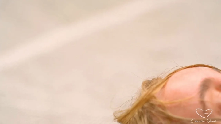 Charlie Forde Emberly Adams – Slick