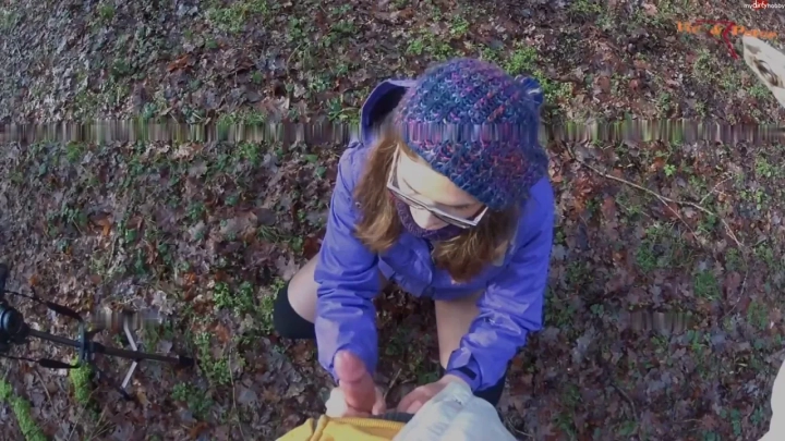 Victoria Peter – Schnell mal Handjob bitte