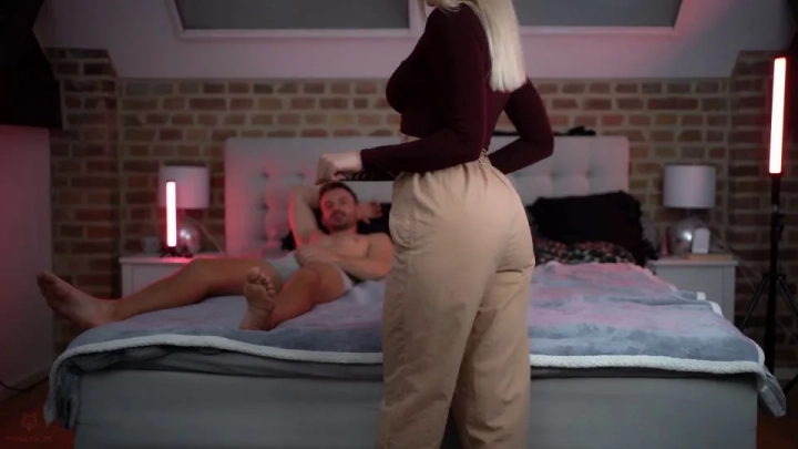 Fiona Fuchs Intense Bedroom Scene HD