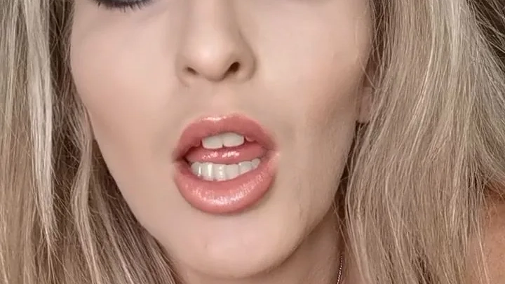 Mature MILF Courtney M in Wild Mature Sex Scene