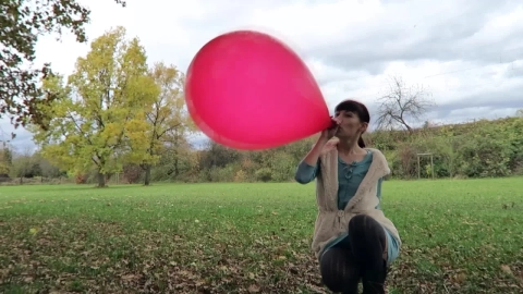 Mylene Outdoor Anal Play with Dildos and Balloon Popping
