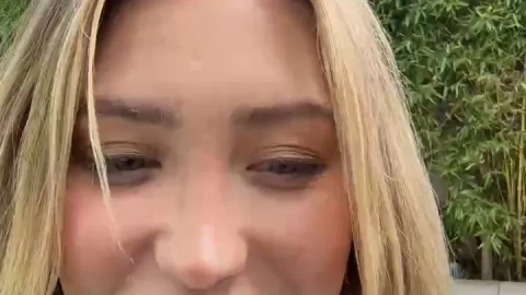 Stefanie Knight Wild Pool Tease POV MILF